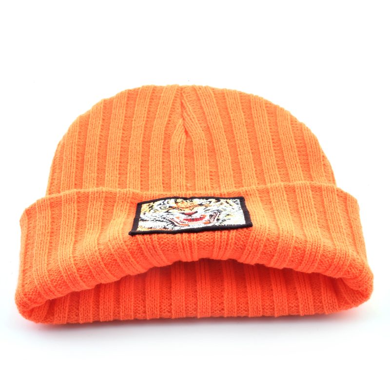 New Fashion Knitted Beanie Hat With Tiger Embroidery Patch Hip Hop Skullies Beanies Men Women Winter Knit Solid Color Ski Hat - Image 3