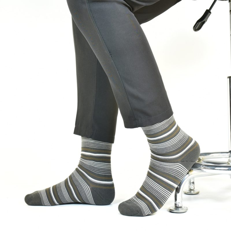 5 Pairs of Men's Mid-Calf Socks - Soft, Breathable, Moisture-Wicking Bamboo Fiber for All Season Wear - Image 5