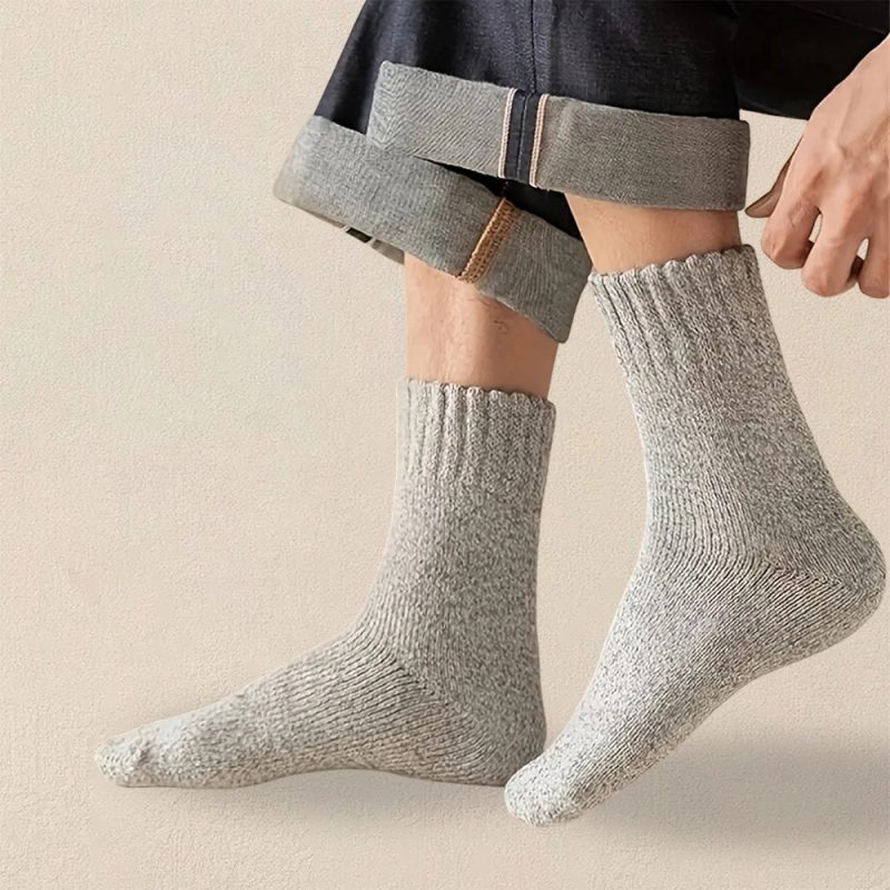 3/5 Pairs Men Solid Color Socks Are Fashionable Simple Versatile Winter Socks Are Soft Comfortable Lightweight Casual In Length - Image 4